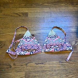 D/DD floral swim top